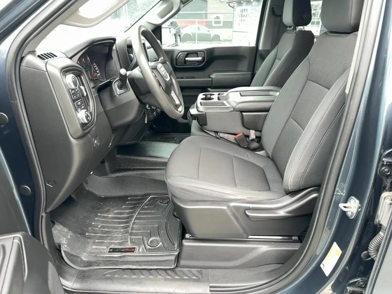 GMC Sierra 1500 photo GMC Sierra 1500