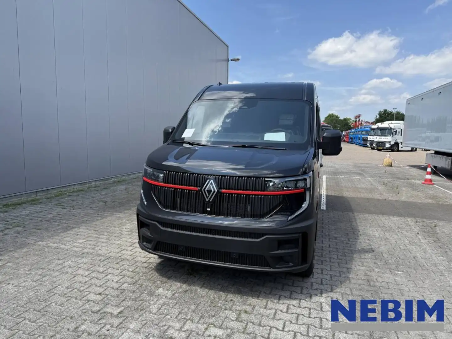 Renault Master L2H2 150PK met trekhaak! Noir - 2
