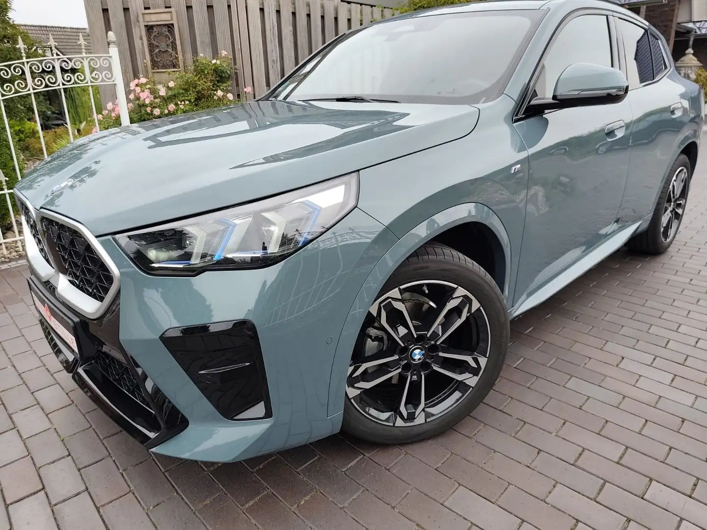 BMW X2 18 d 2.0 °M-Sport°el.AHK°Adp.LED°Top Vert - 2