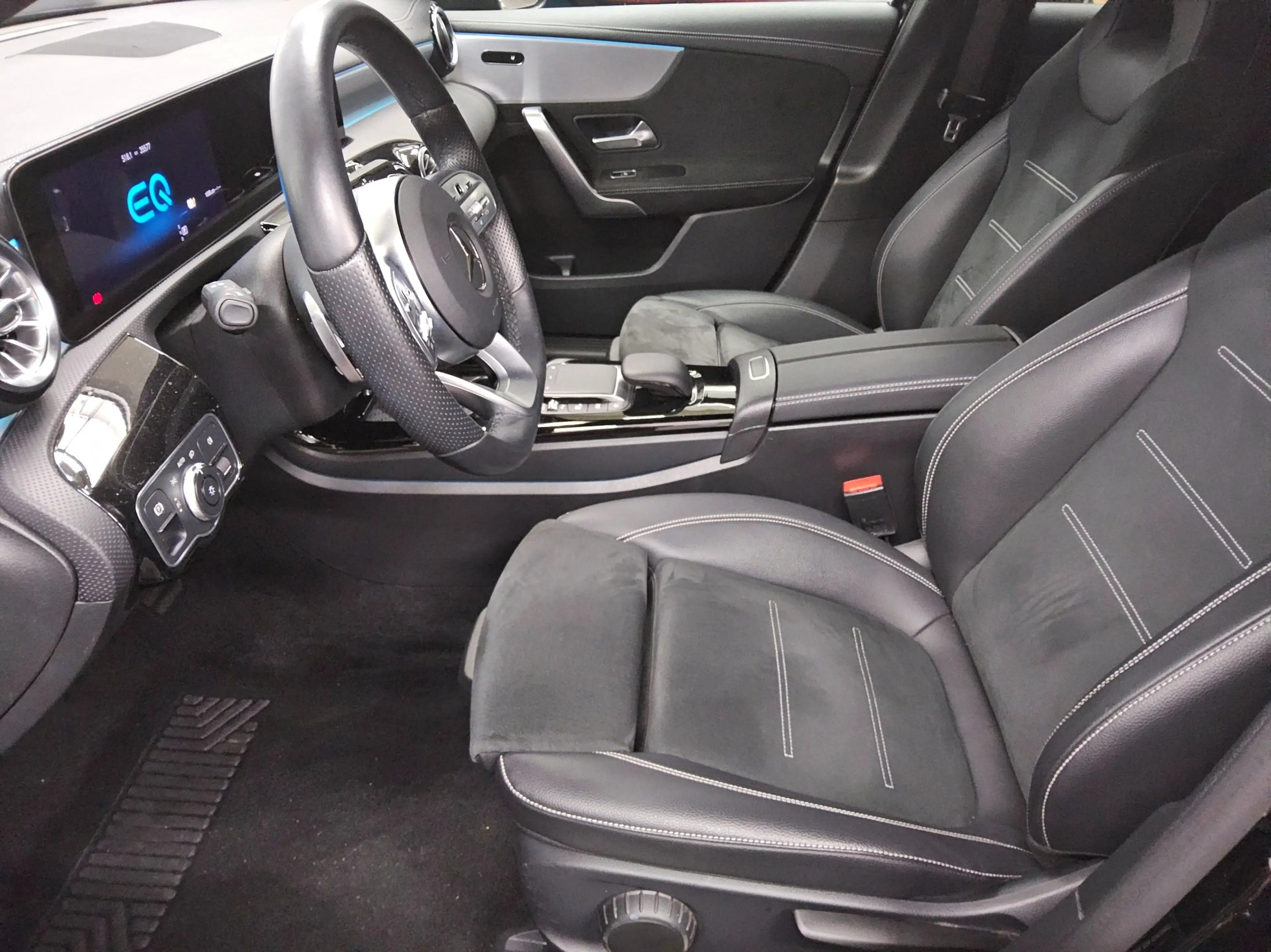 Mercedes-Benz A 250 A 250 T-LEDER NAVI KLIMA RADIO TEMPO MFL SHZ VC PDC Night MB-LED RFK — photo 9