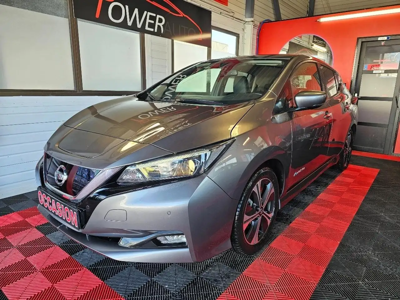 Nissan Leaf ELECTRIC 150 122PPM 40KWH AVEC-BATTERIE 