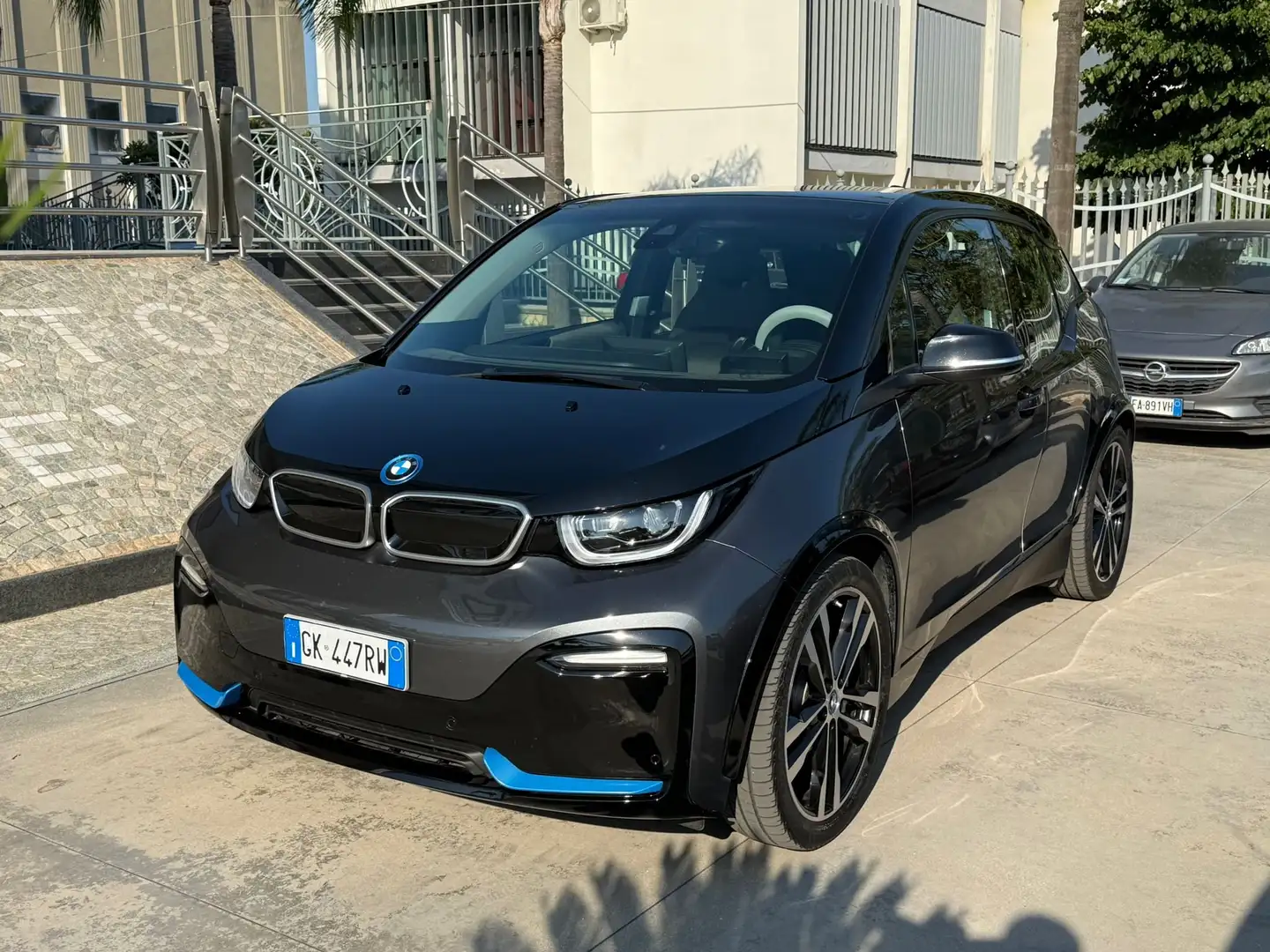 BMW i3 i3s 120Ah Advantage - Unica P./Italiana Nero - 1