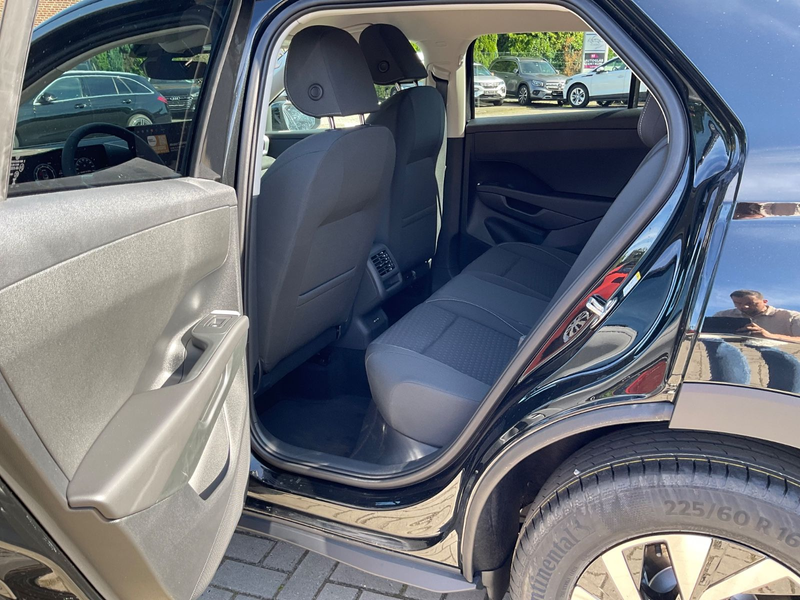 Volkswagen T-Roc 1.5 eTSI DSG Kamera,AHK,5J Garantie,ACC — photo 9