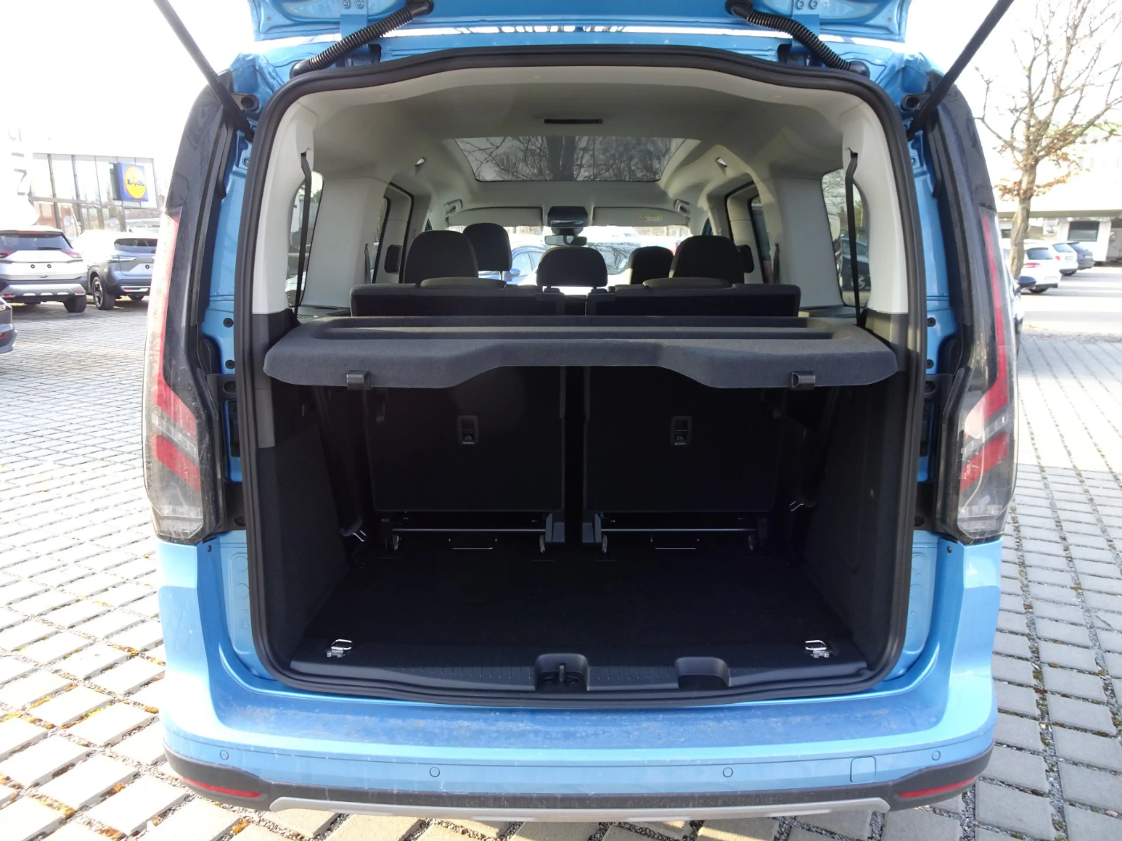 Ford Grand Tourneo Connect Active 2.0 7-SITZER*PANO — photo 10