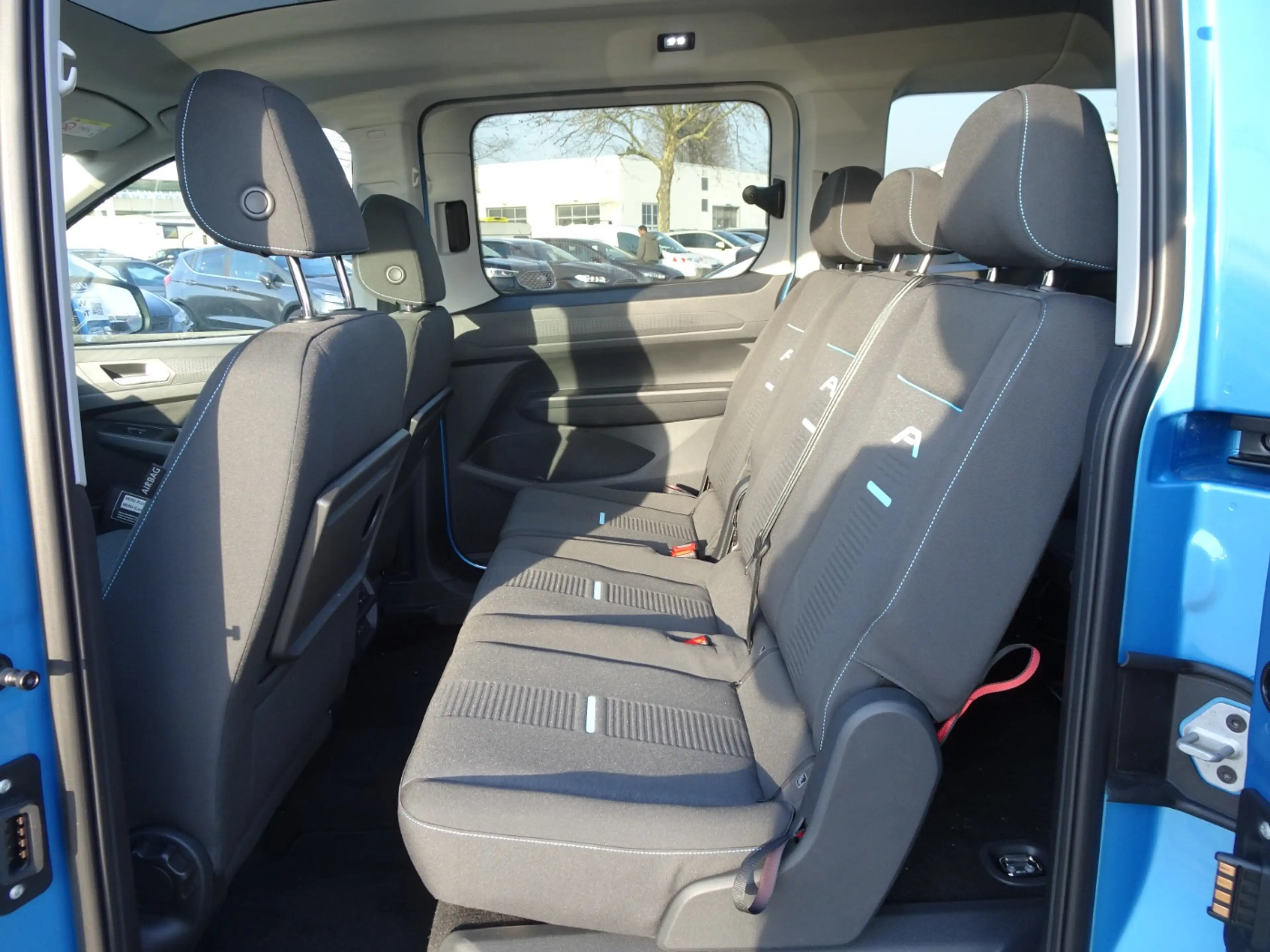 Ford Grand Tourneo Connect Active 2.0 7-SITZER*PANO — photo 13