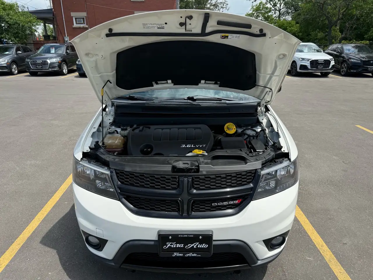 Dodge Journey снимка Dodge Journey