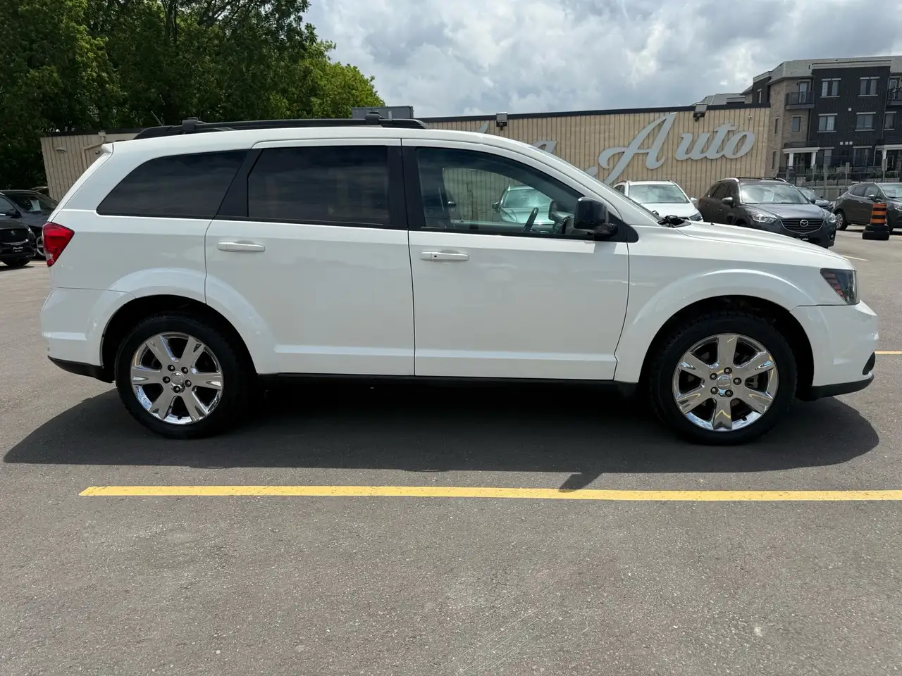 Dodge Journey снимка Dodge Journey