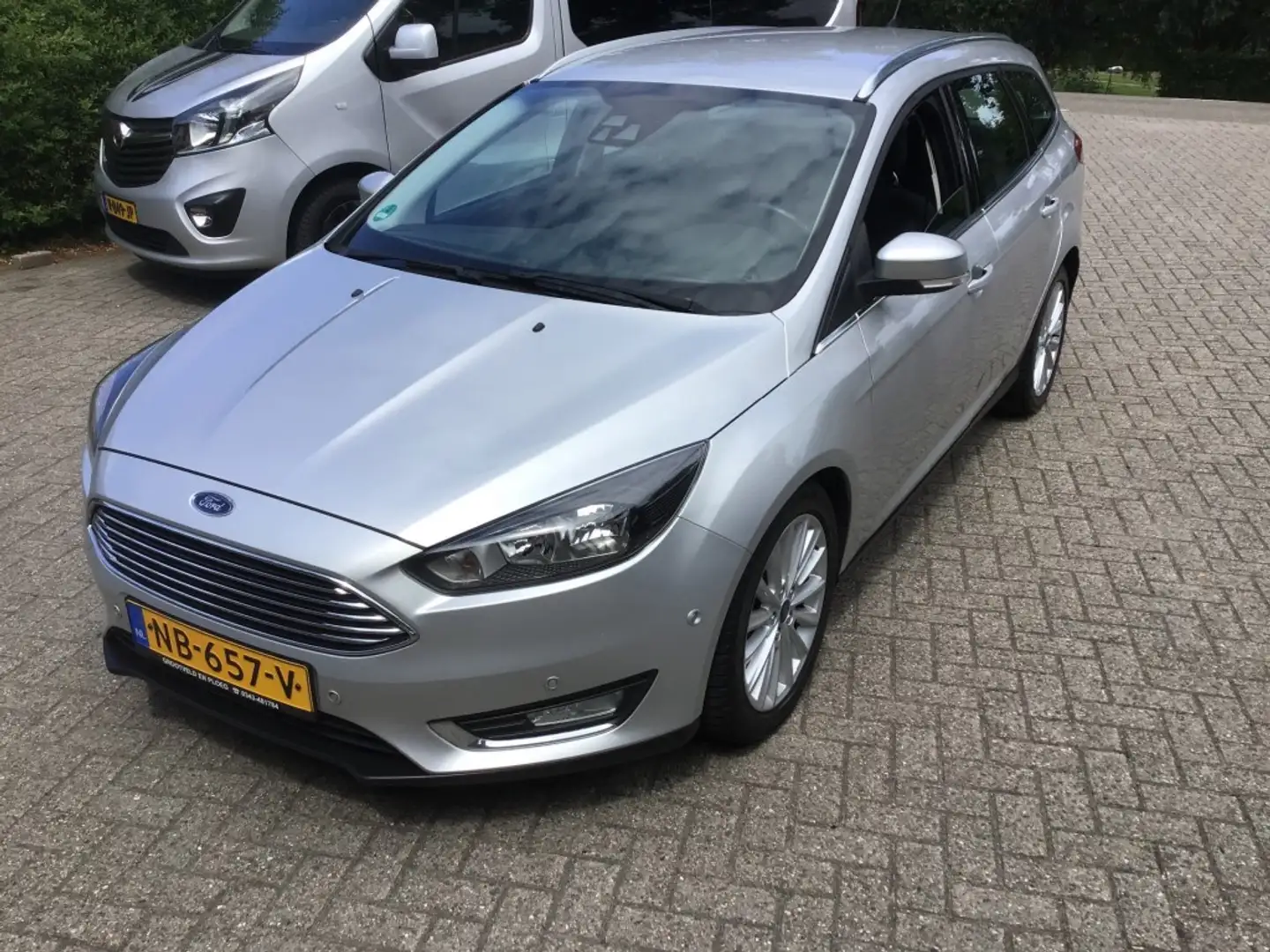 Ford Focus 1.5 TDCI TITANIUM EDITION Gri - 1