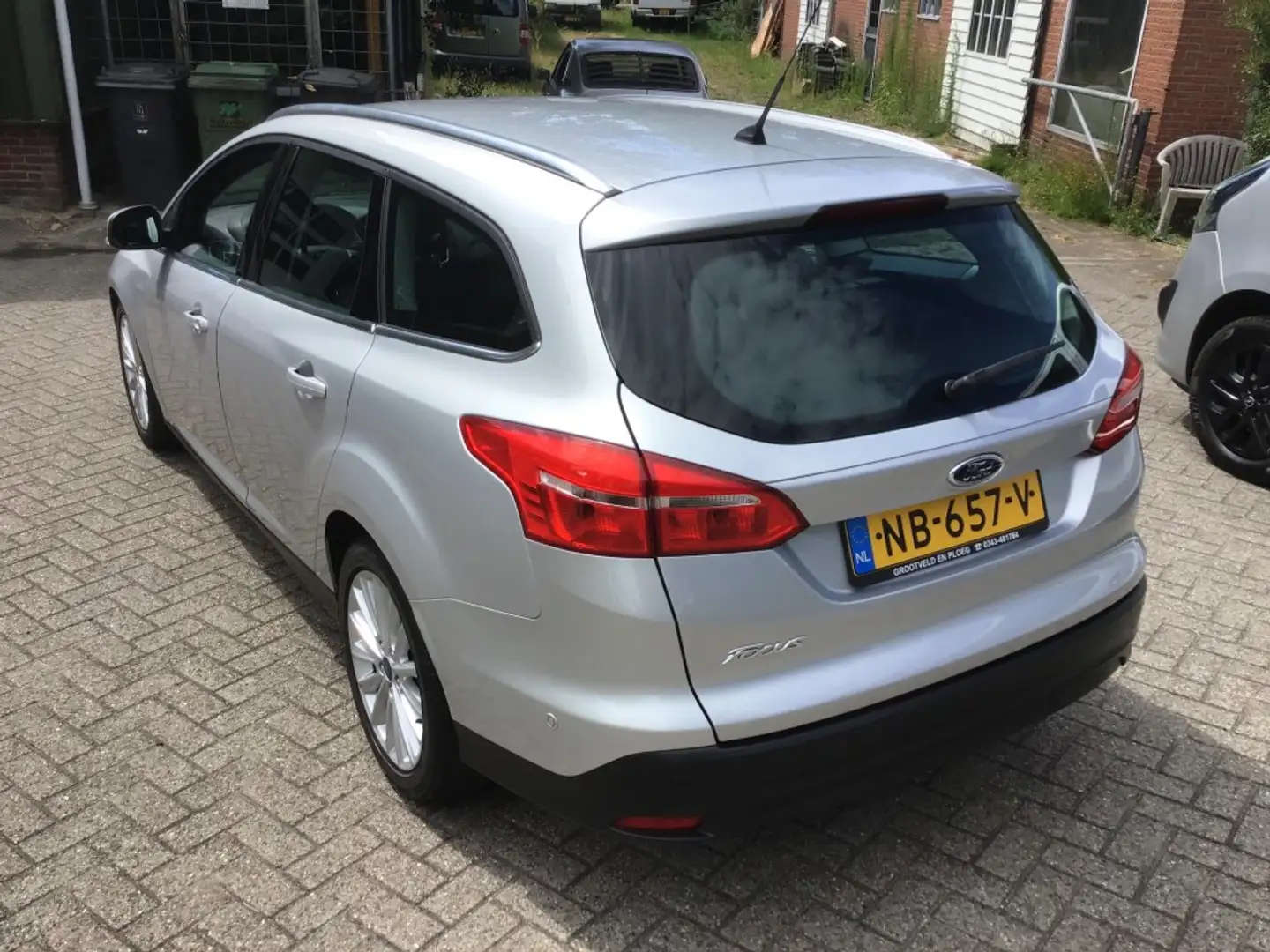 Ford Focus 1.5 TDCI TITANIUM EDITION Gri - 2