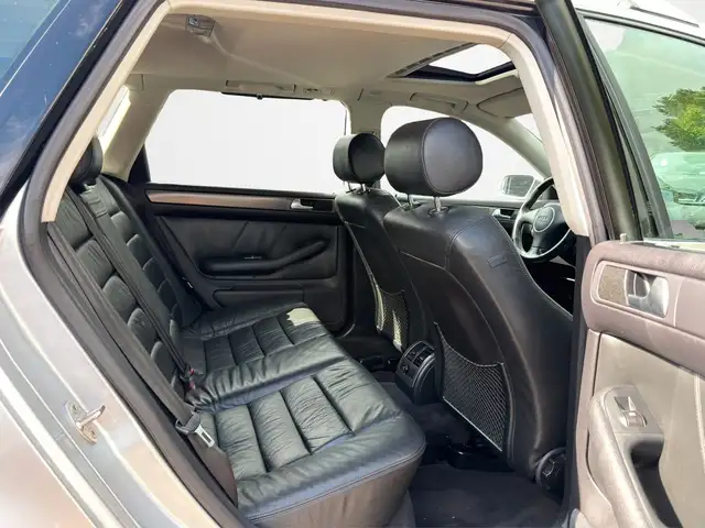 Audi A6 view 19