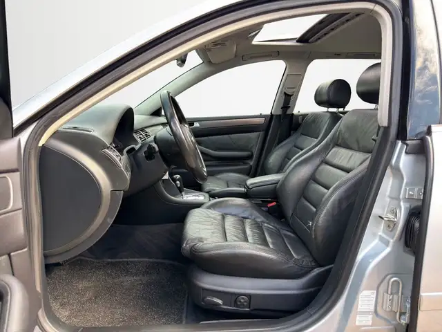 Audi A6 view 10
