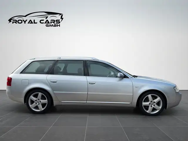 Audi A6 view 6
