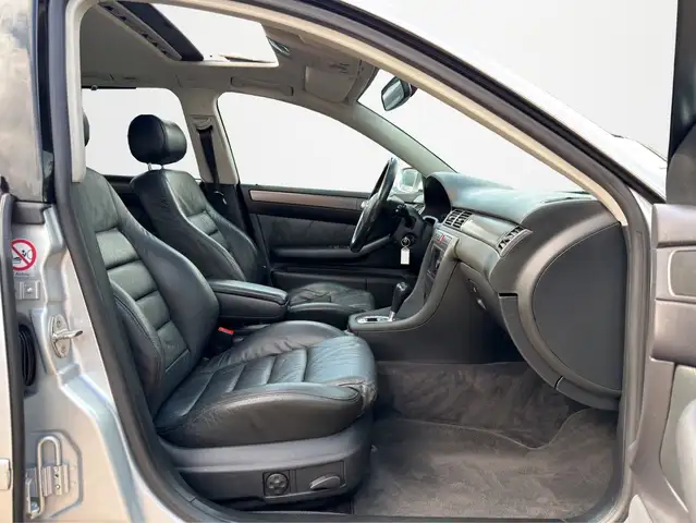 Audi A6 view 18