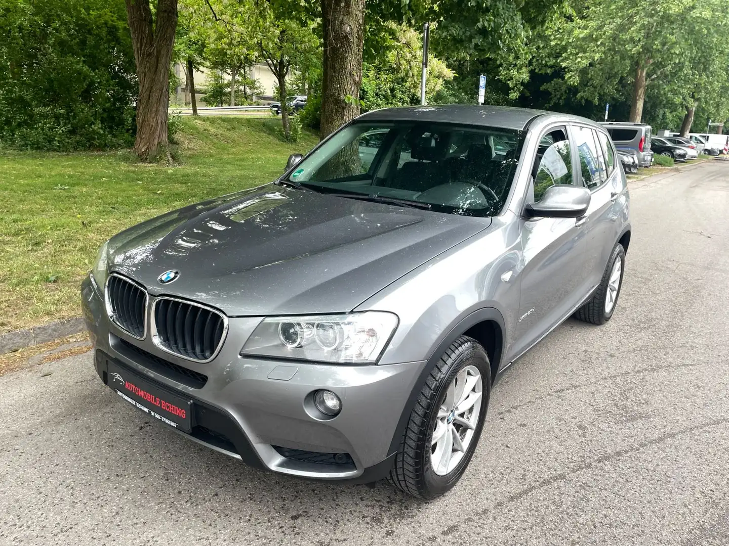 BMW X3 xDrive 20 d 1HD*LED*Xenon*Scheckheft BMW* Gris - 1