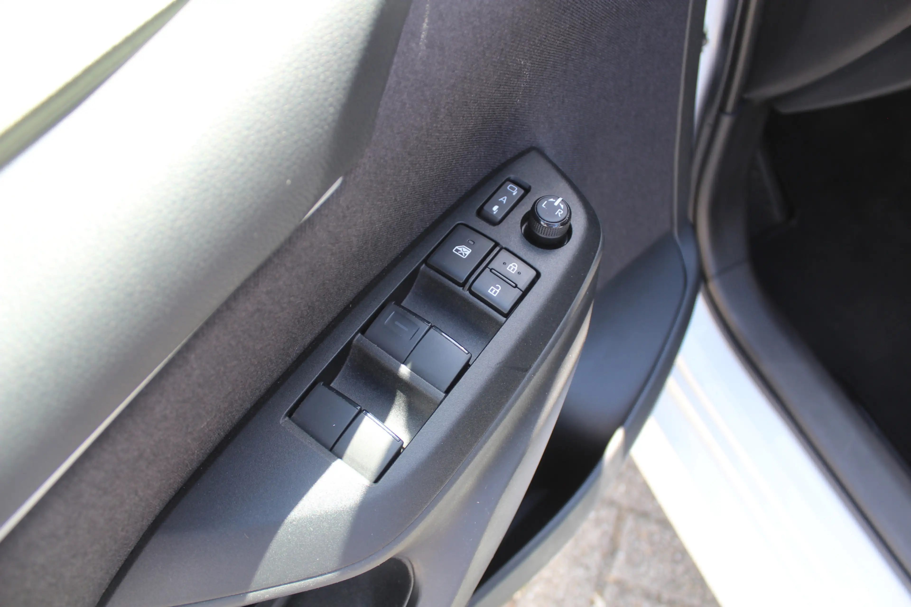 Mazda 2 Hybrid 1.5 Exclusive-line Apple Carplay/Android Au — photo 7