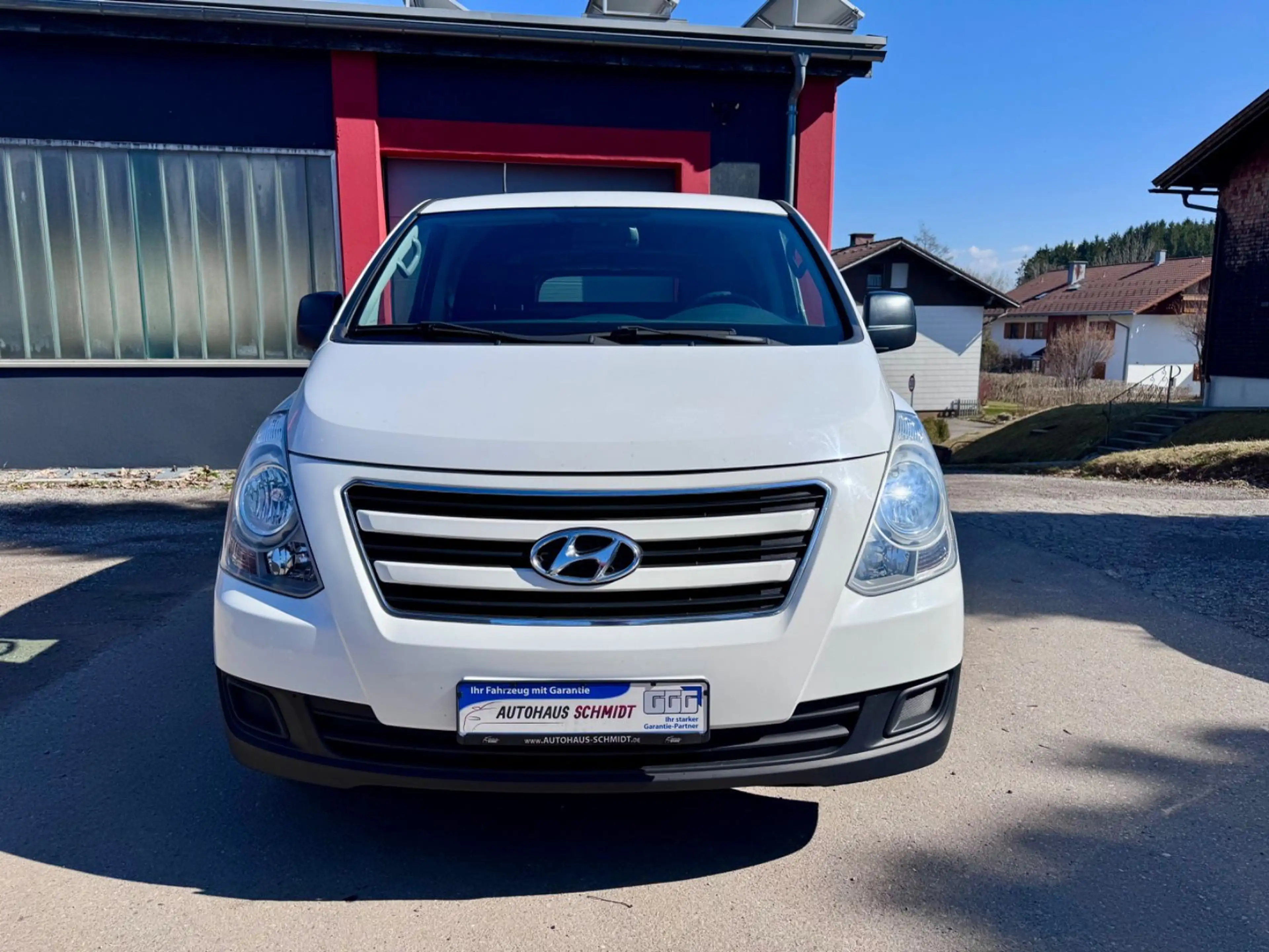 Hyundai H-1 Kasten AHK 3xSitz 2xSchiebetür Mehrwertsteuer — photo 4
