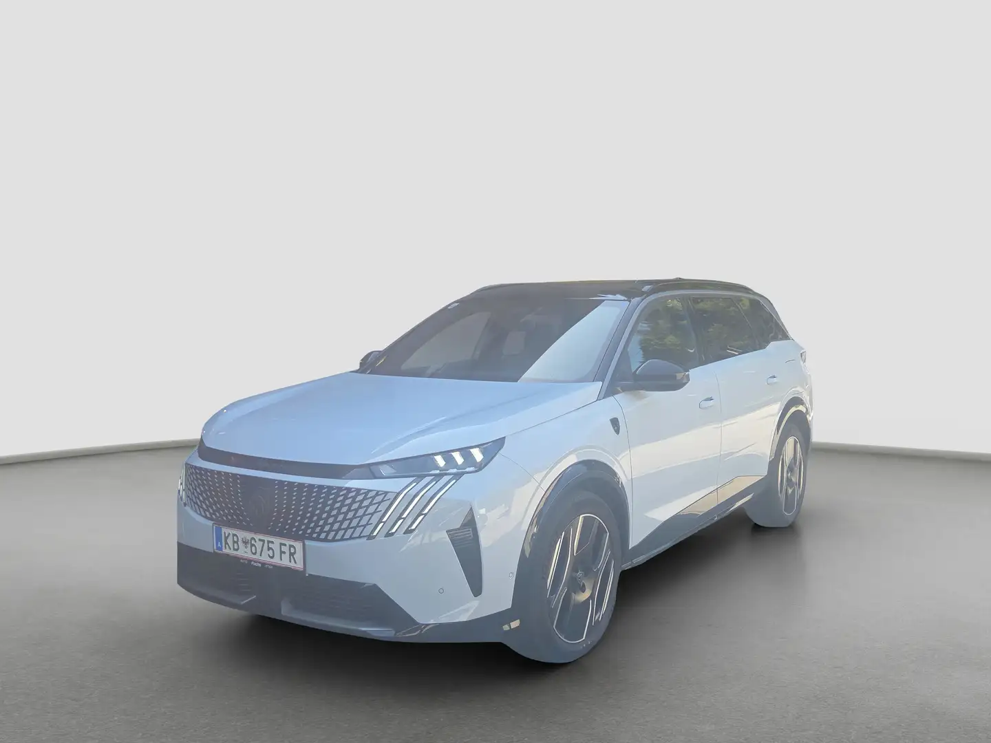 Peugeot 5008 E-5008 GT Elektro 325 Allrad 73kWh Weiß - 1