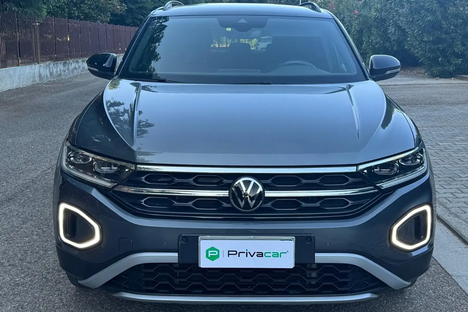 Volkswagen T-Roc T-Roc 1.0 TSI Style Plateado - 2