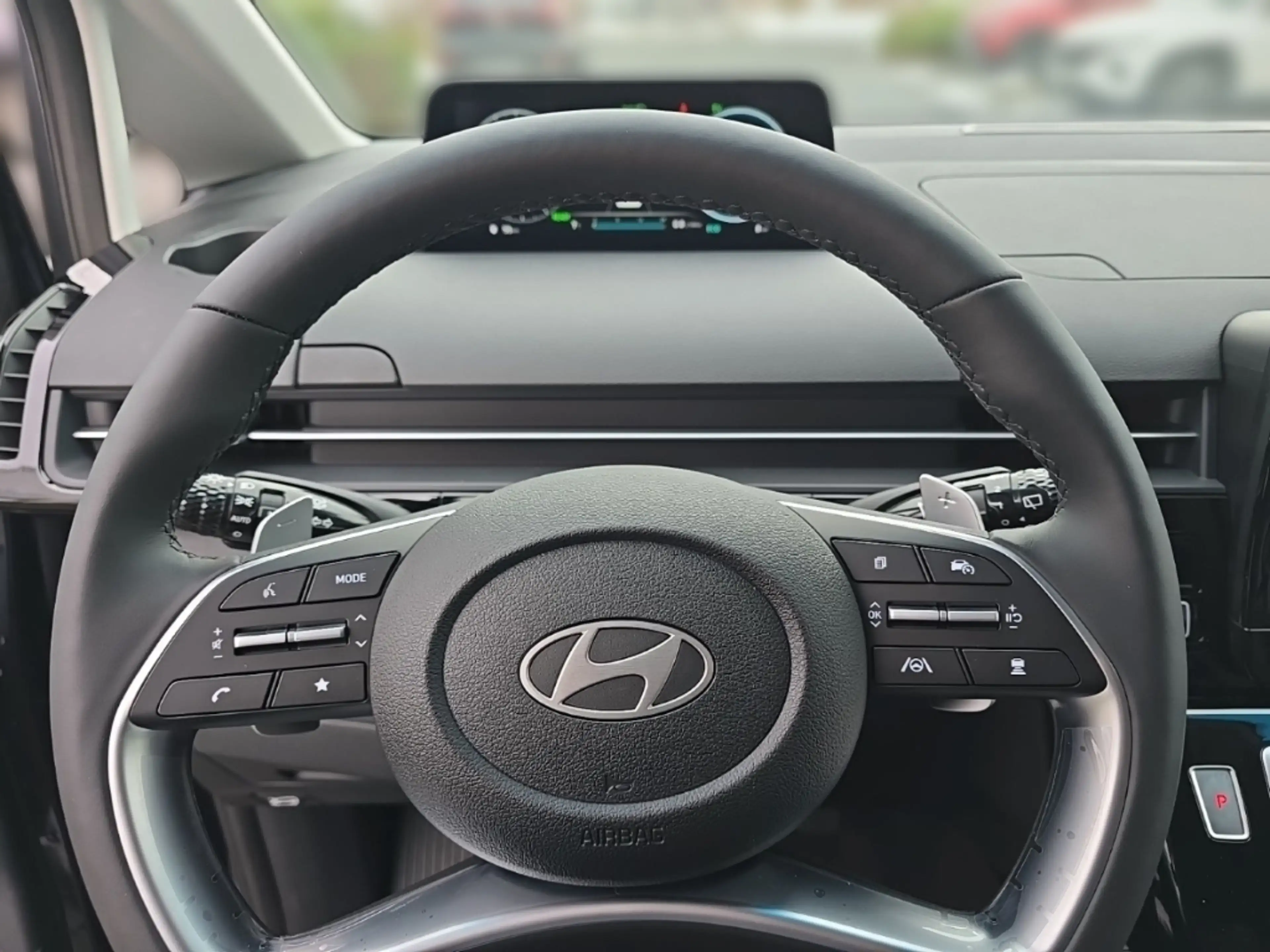 Hyundai STARIA Prime Hybrid 2WD Navi Leder Digitales Cockpit 360 — photo 7