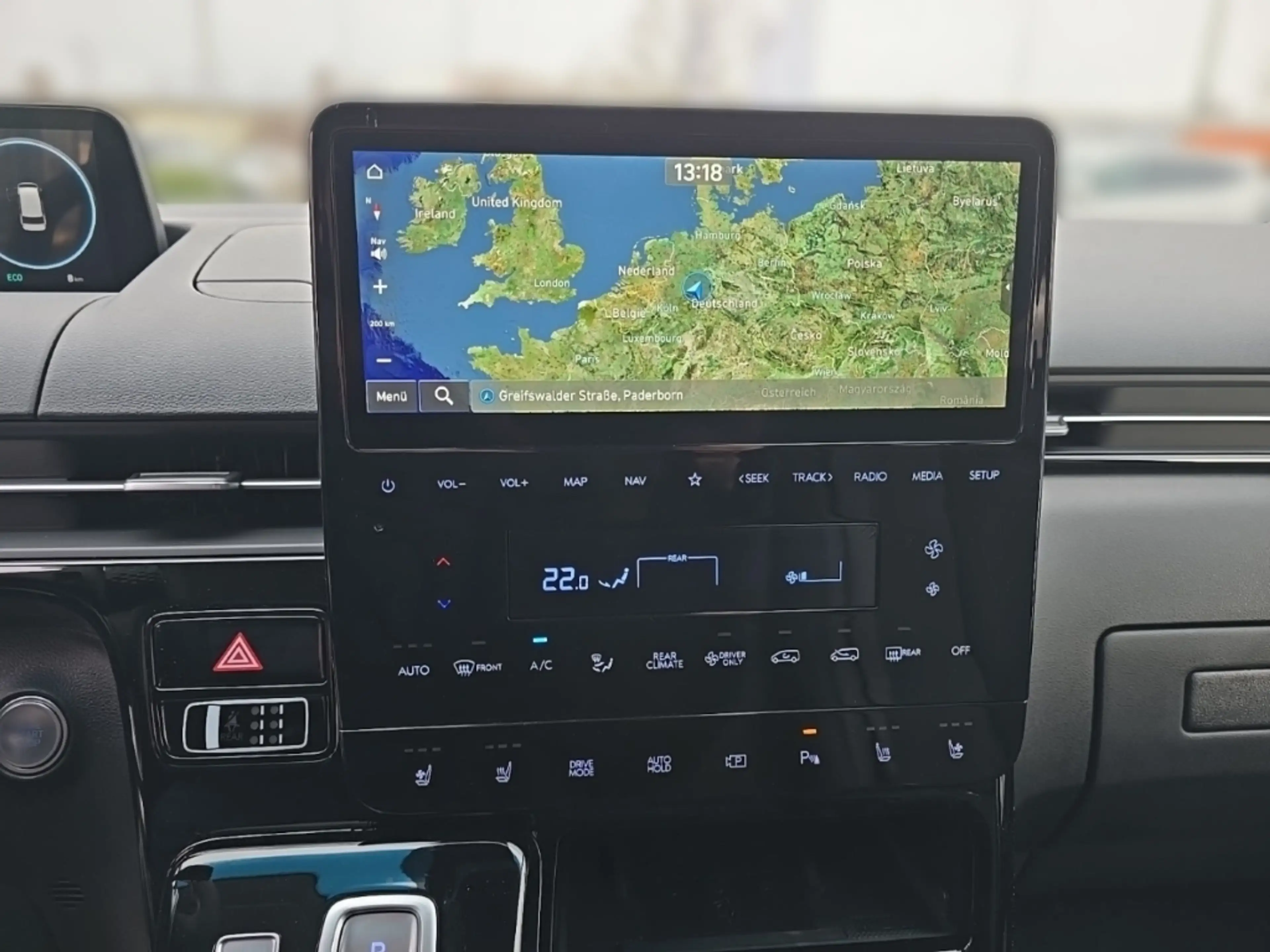 Hyundai STARIA Prime Hybrid 2WD Navi Leder Digitales Cockpit 360 — photo 8
