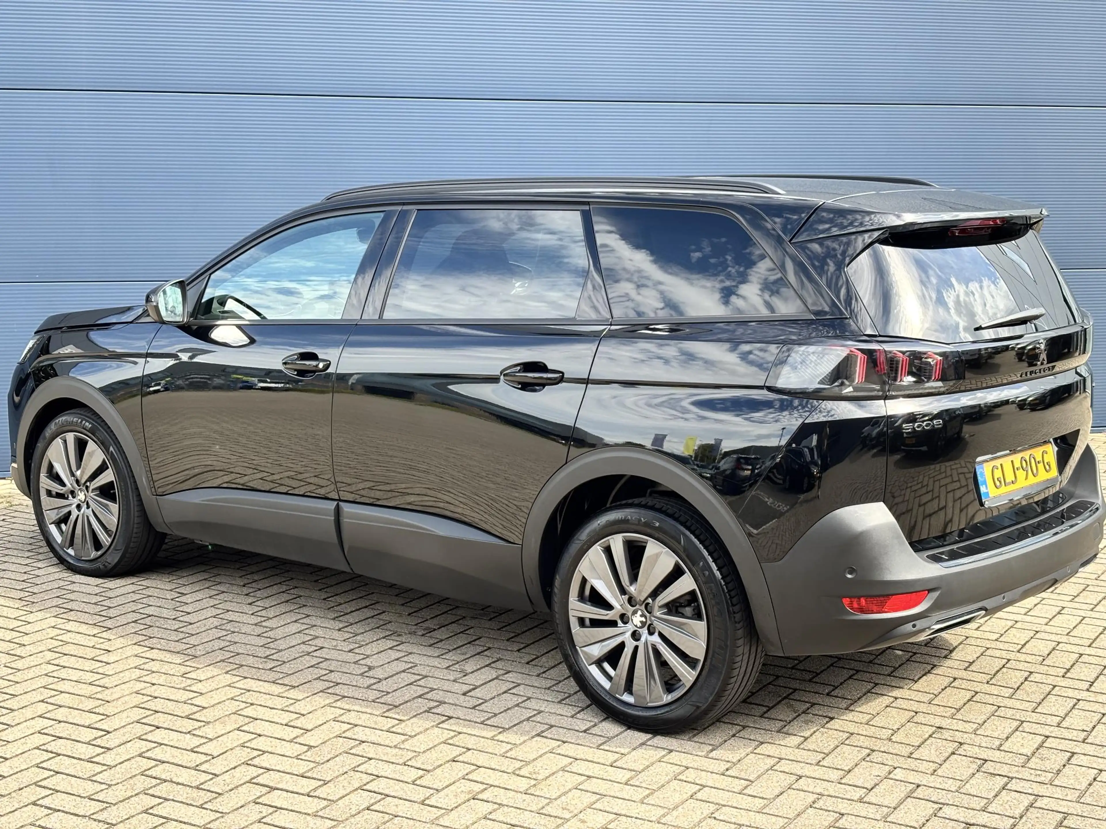 Peugeot 5008 1.2 Hybrid 136 GT | Pano | Carplay | Adapt. Cruise — photo 7