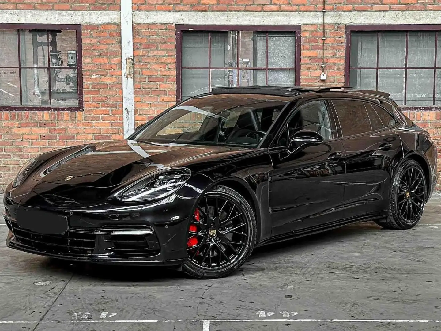 Porsche Panamera Panamera 4 Sport Turismo - 1