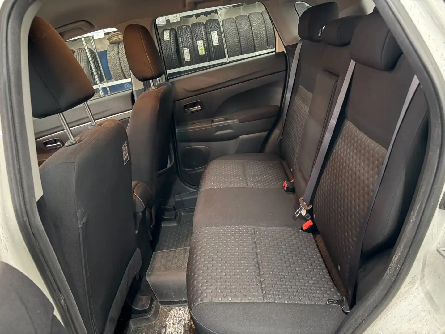 Mitsubishi ASX Inform 2WD Weiß - 2