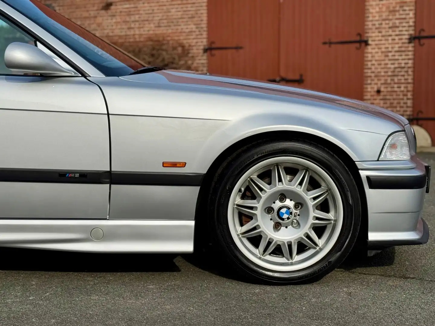 BMW M3 e36 M3 Cabrio *im Orig. Zustand* Plateado - 2