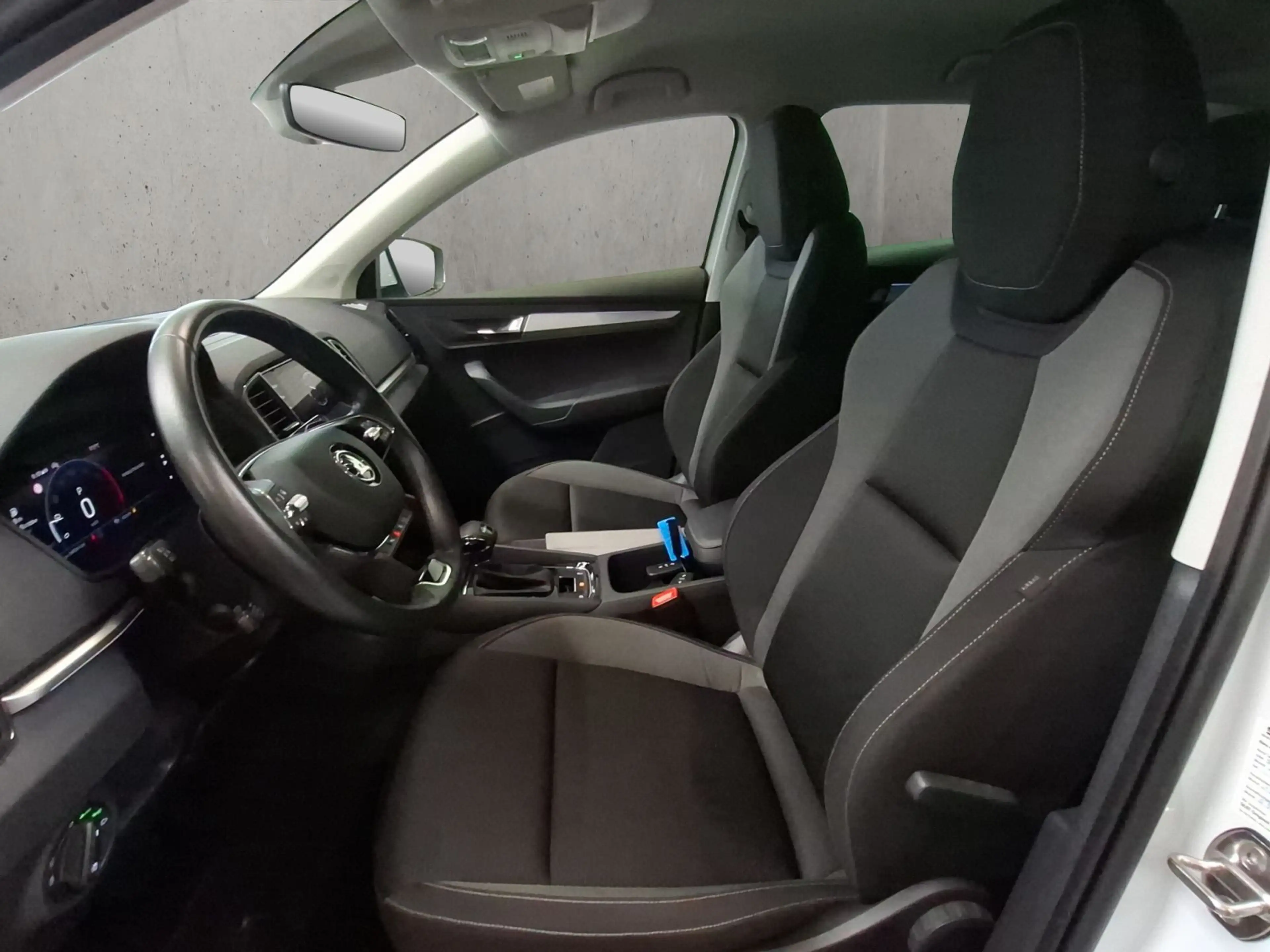 Skoda Karoq Ambition — photo 9