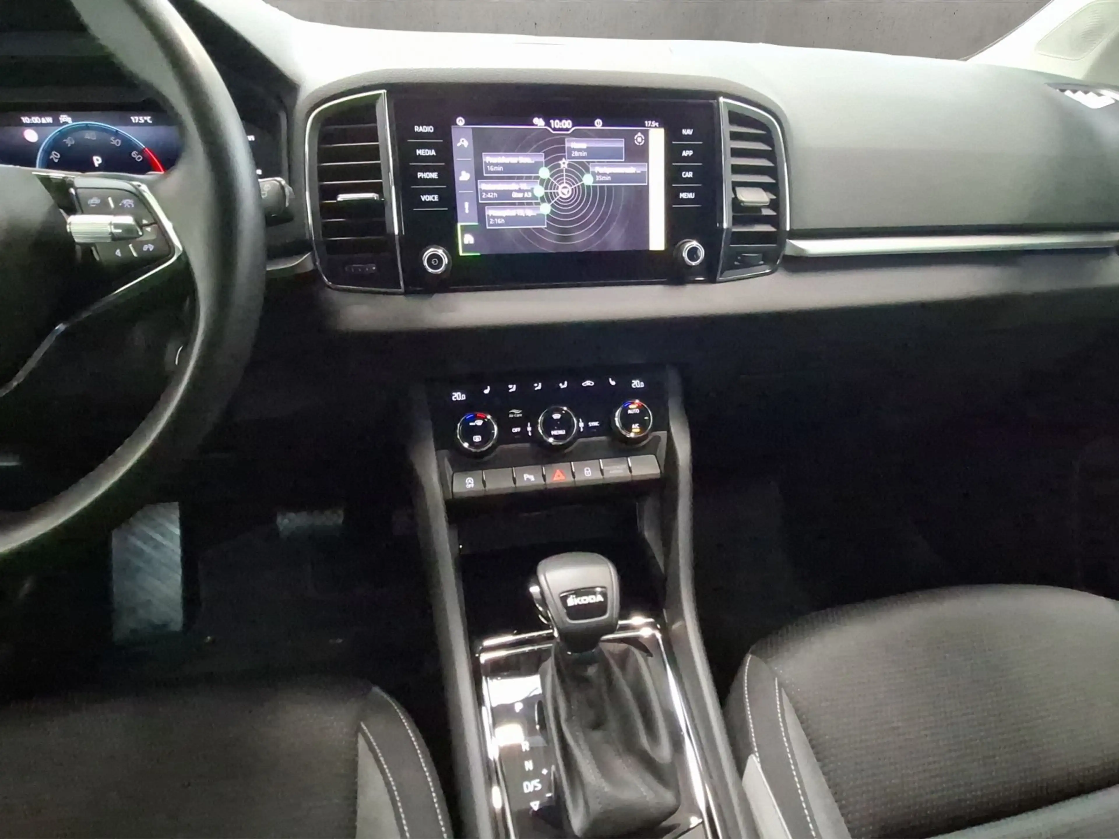 Skoda Karoq Ambition — photo 13