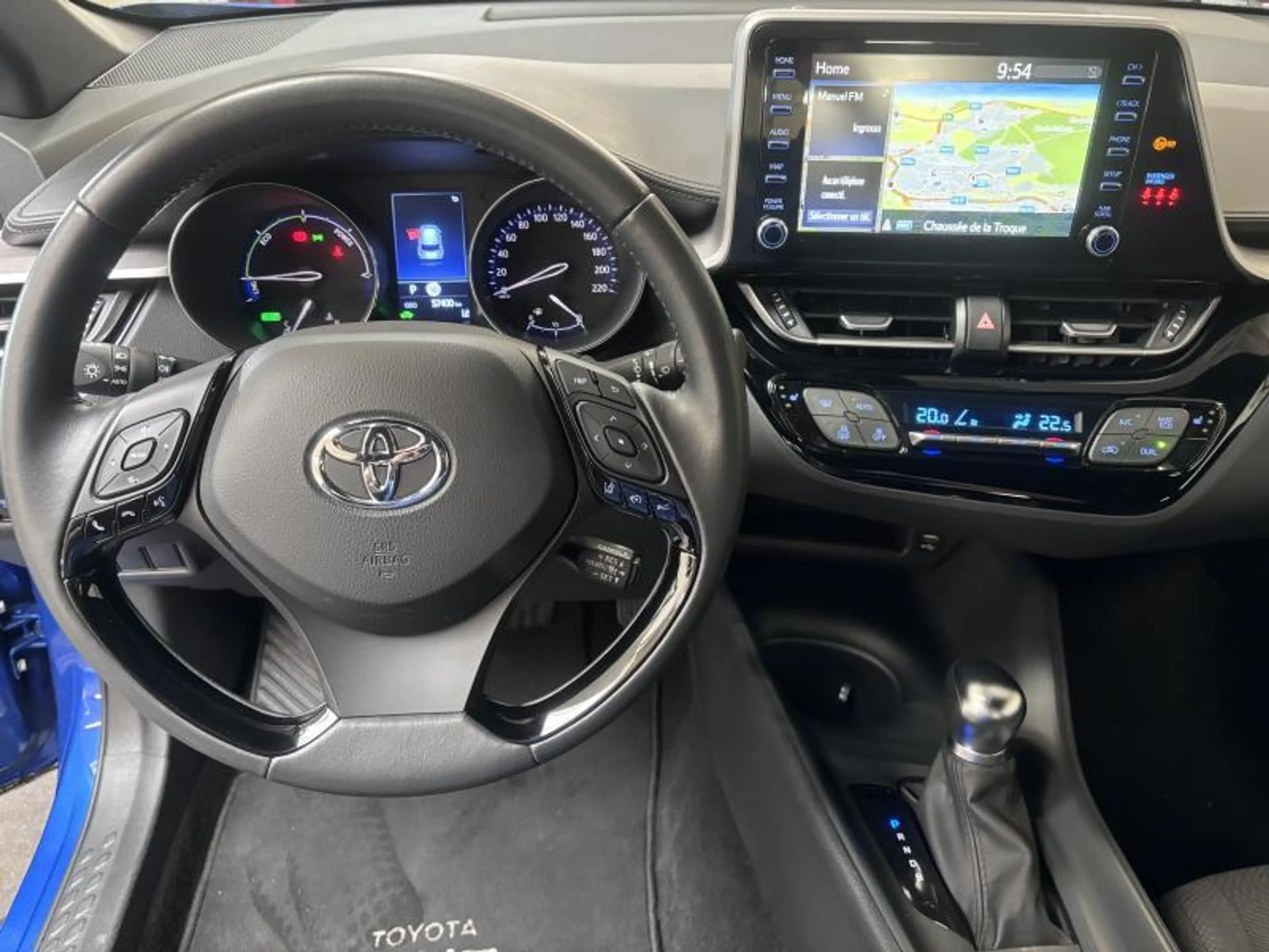 Toyota C-HR C-ENTER 1.8 HSD — photo 9