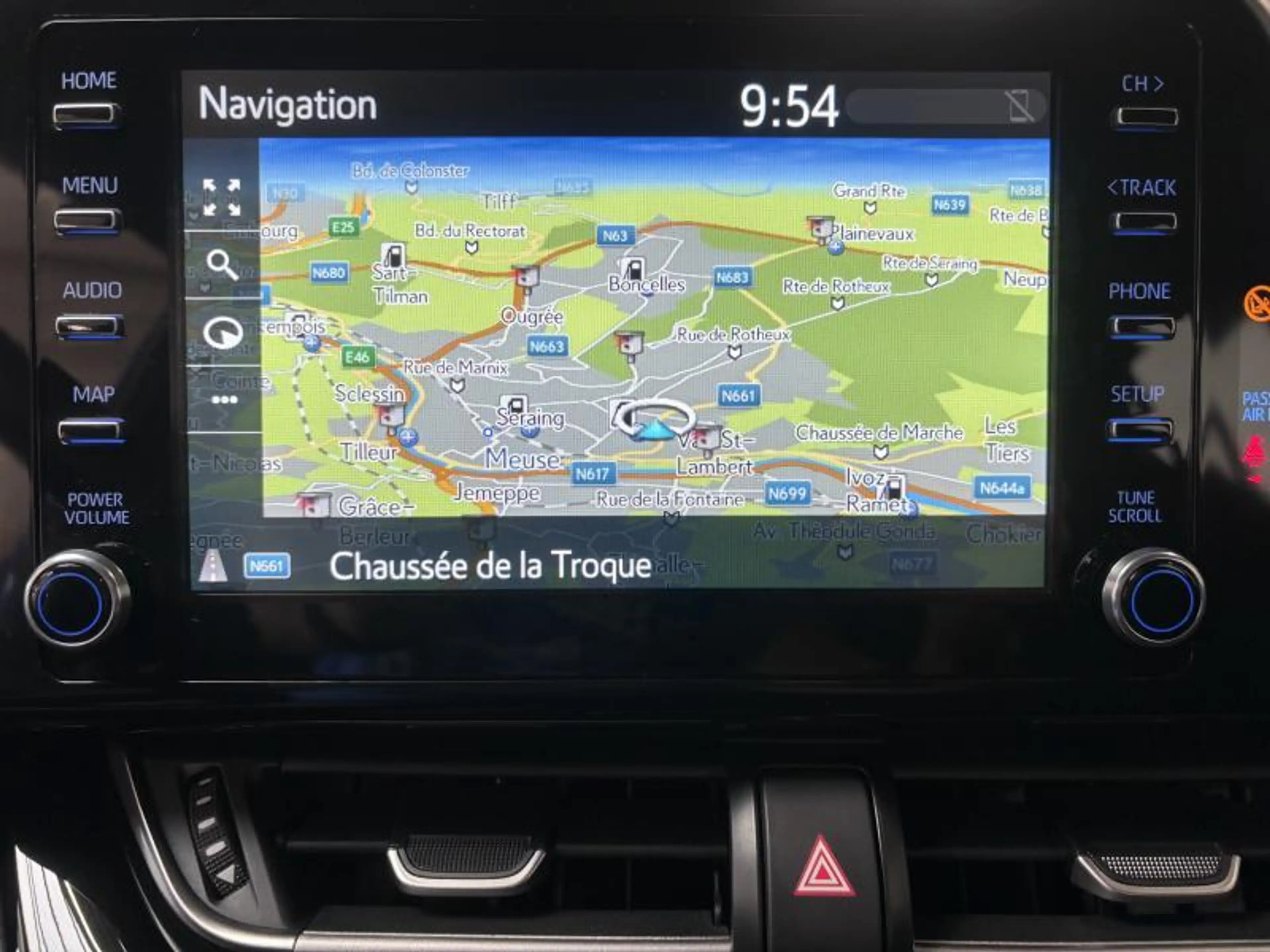 Toyota C-HR C-ENTER 1.8 HSD — photo 10