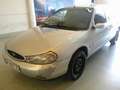 Ford Mondeo 1.8 TD Ambiente Plateado - thumbnail 1