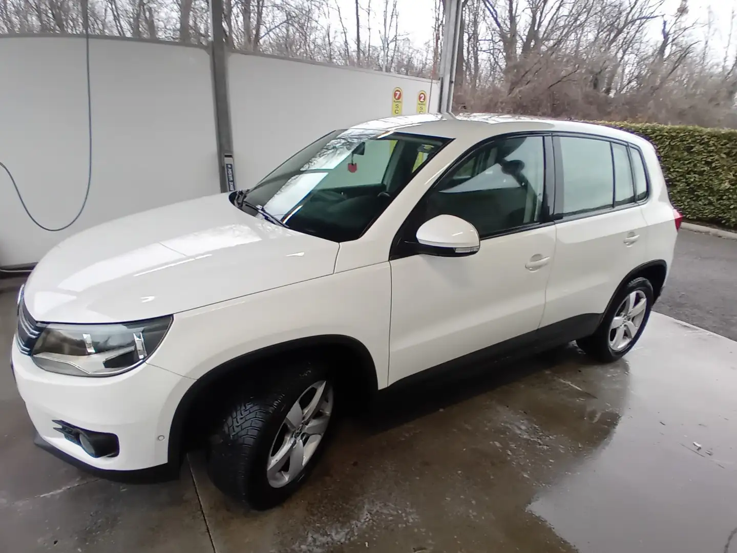 Volkswagen Tiguan 1.4 tsi bm Trend&Fun 122cv Bianco - 1