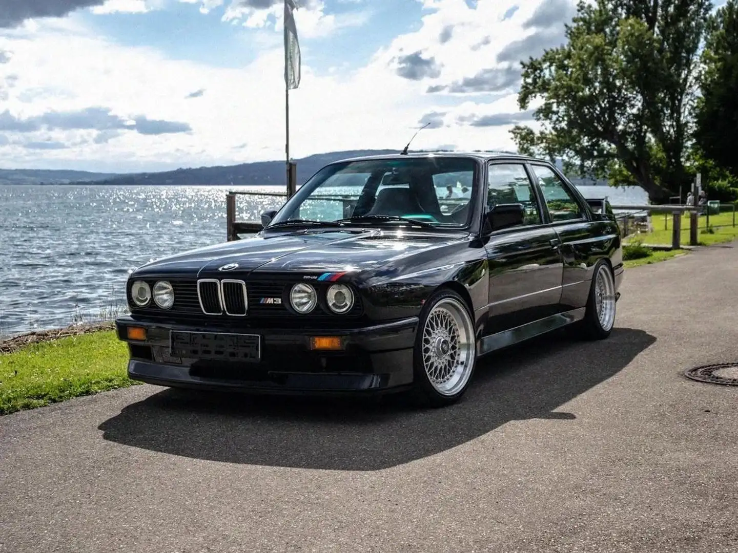 BMW M3 E30 M3 Sport Evolution Black - 1