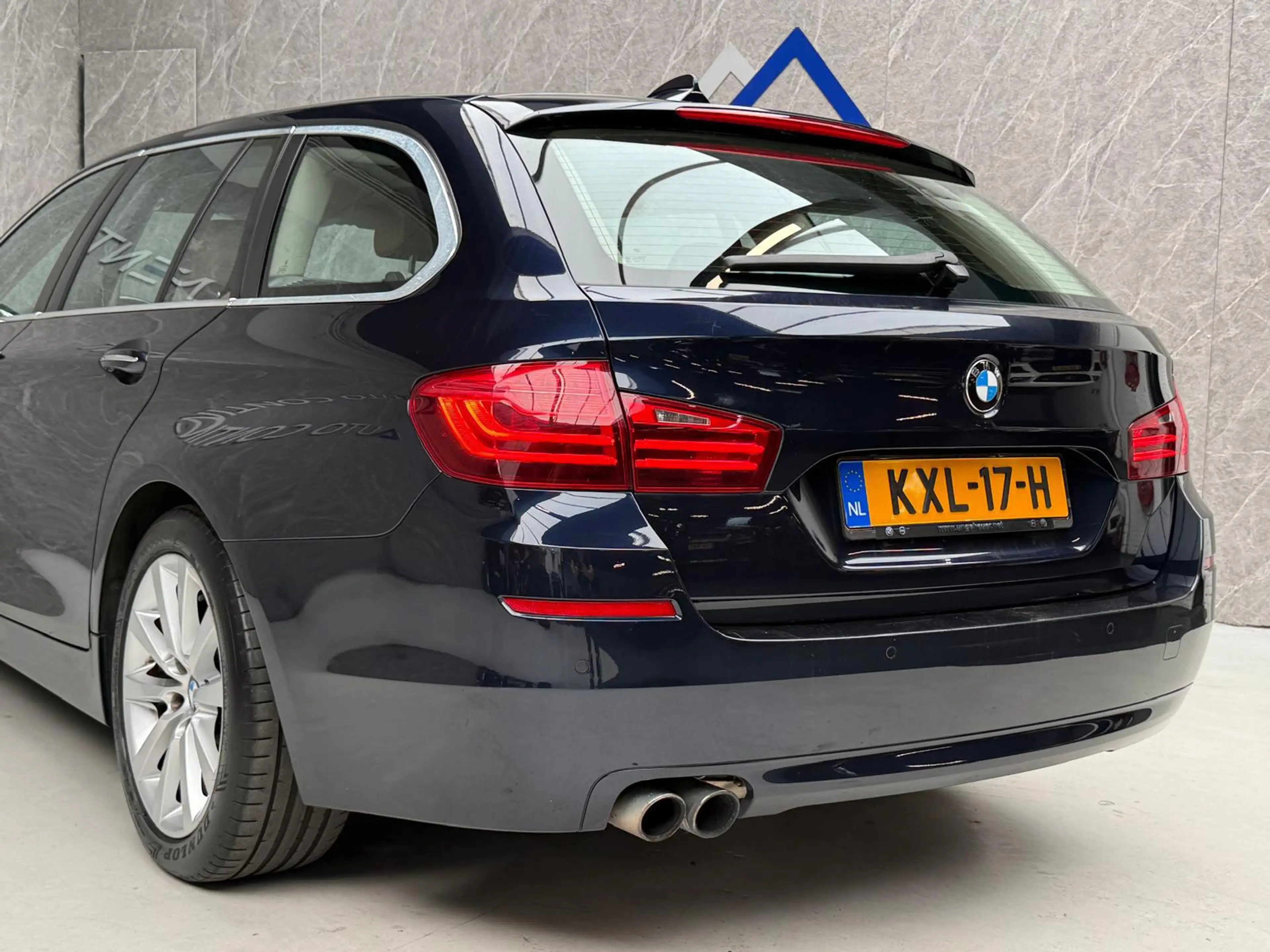 BMW 528 5-serie Touring 528i M Sport Edition High Executiv — photo 6