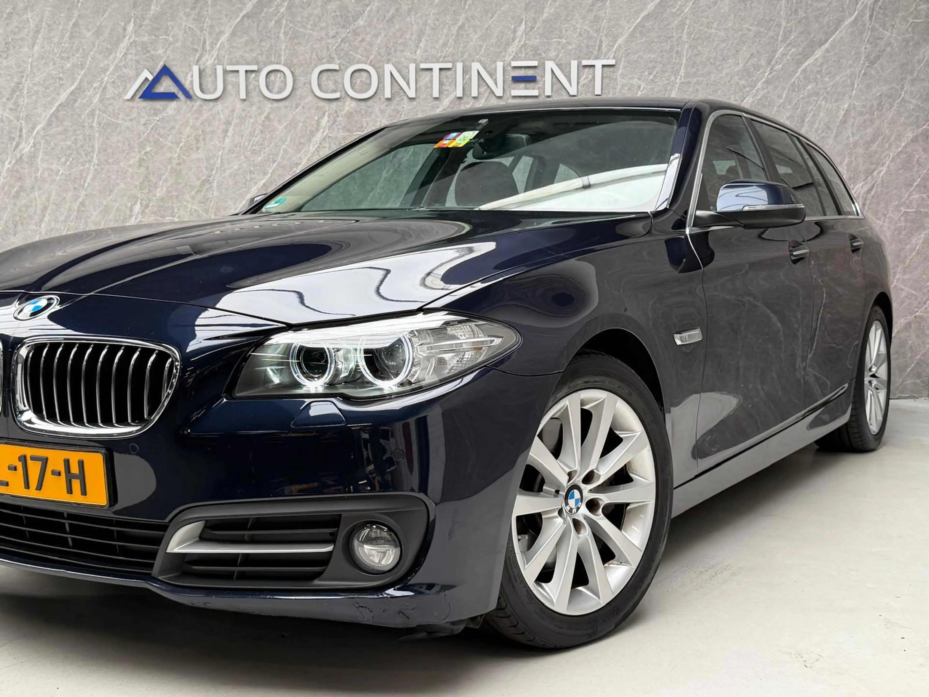 BMW 528 5-serie Touring 528i M Sport Edition High Executiv — photo 5