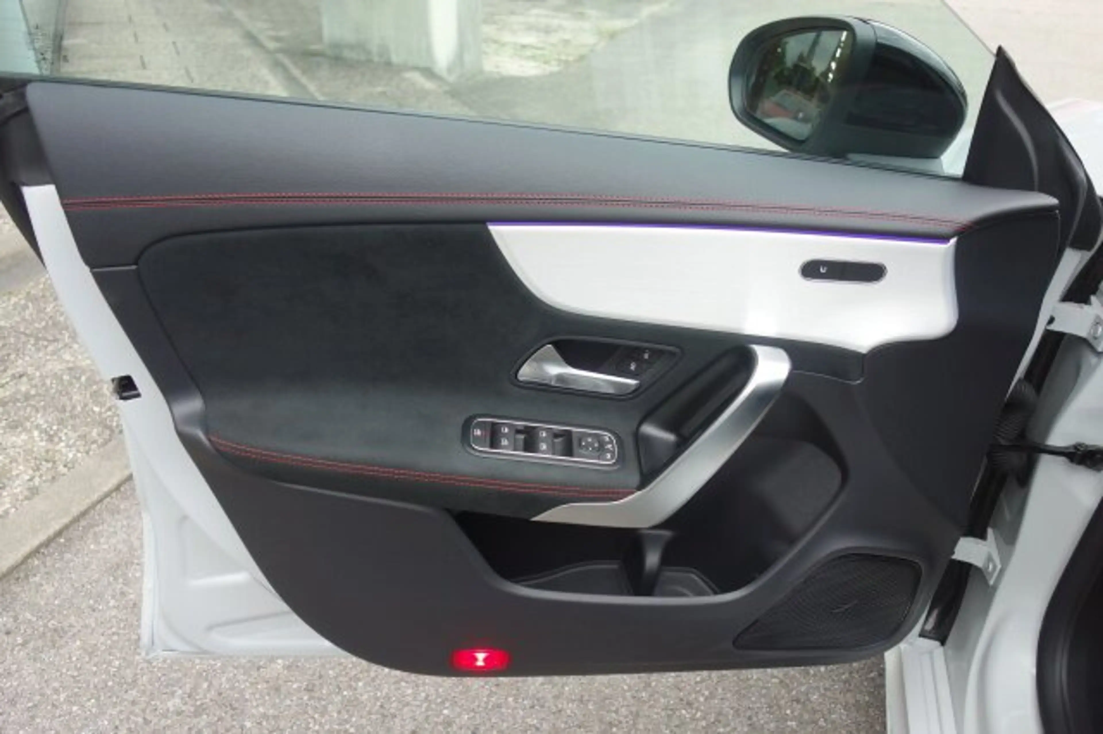 Mercedes-Benz CLA 180 CLA 180 SHOOTING BRAKE AMG KAMERA NAVI LED 19'ZOLL — photo 10