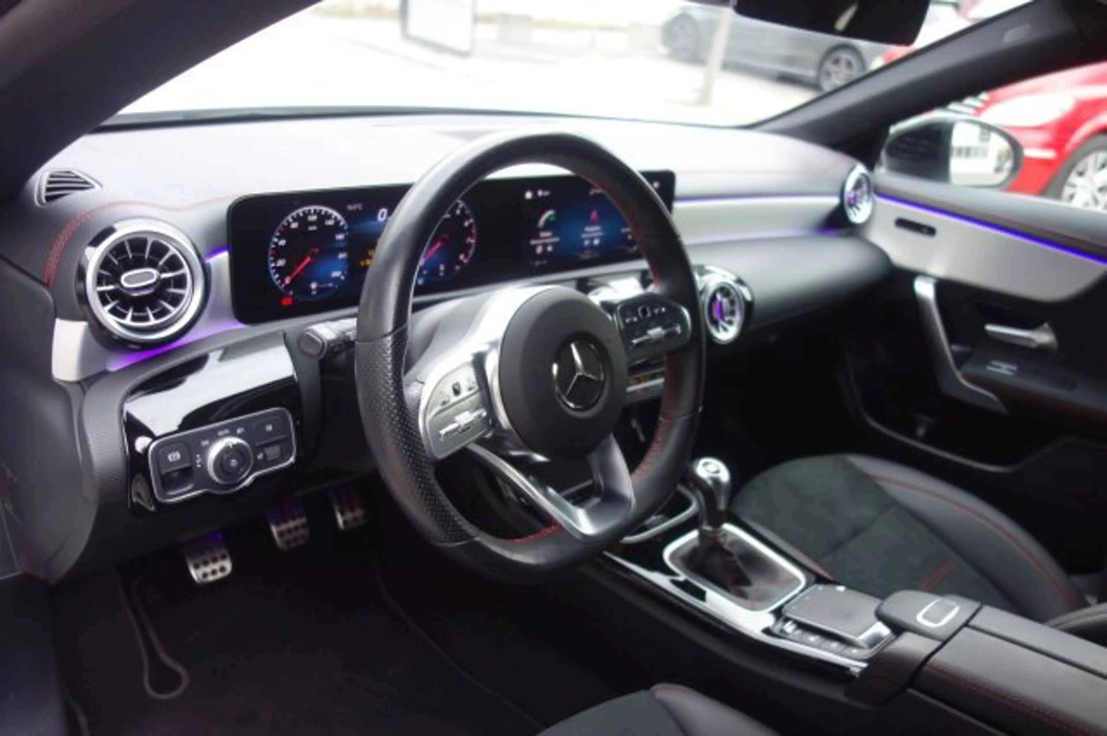 Mercedes-Benz CLA 180 CLA 180 SHOOTING BRAKE AMG KAMERA NAVI LED 19'ZOLL — photo 12
