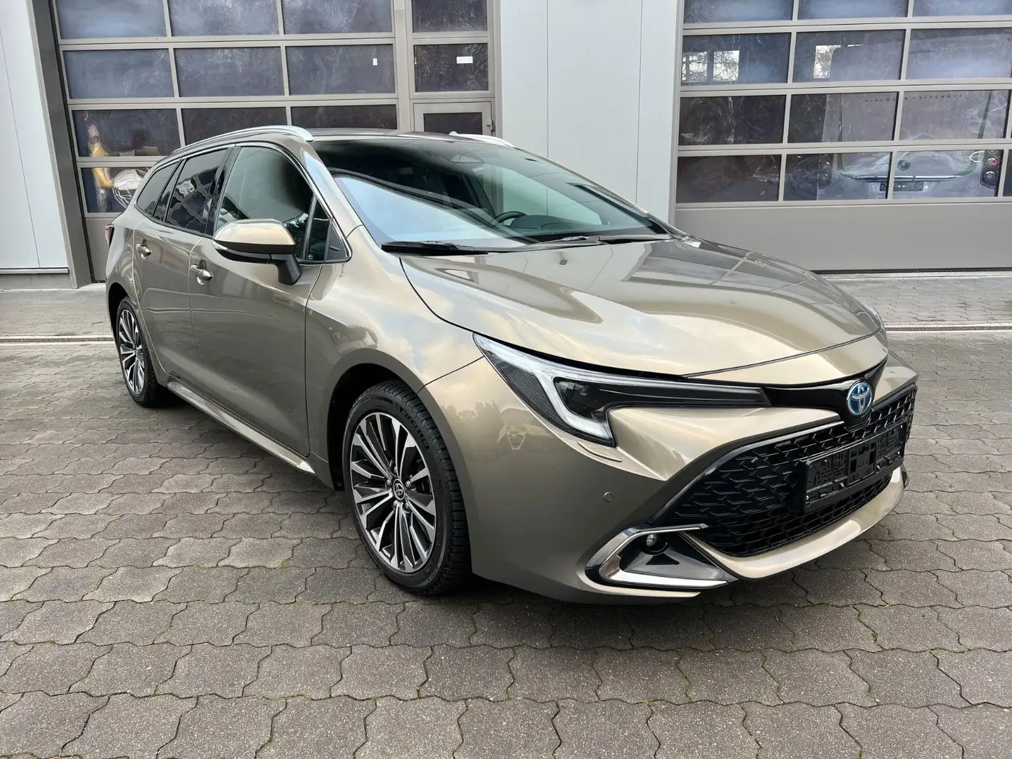 Toyota Corolla 1.8 Hybrid Touring Sports Style *TOP* Grau - 1