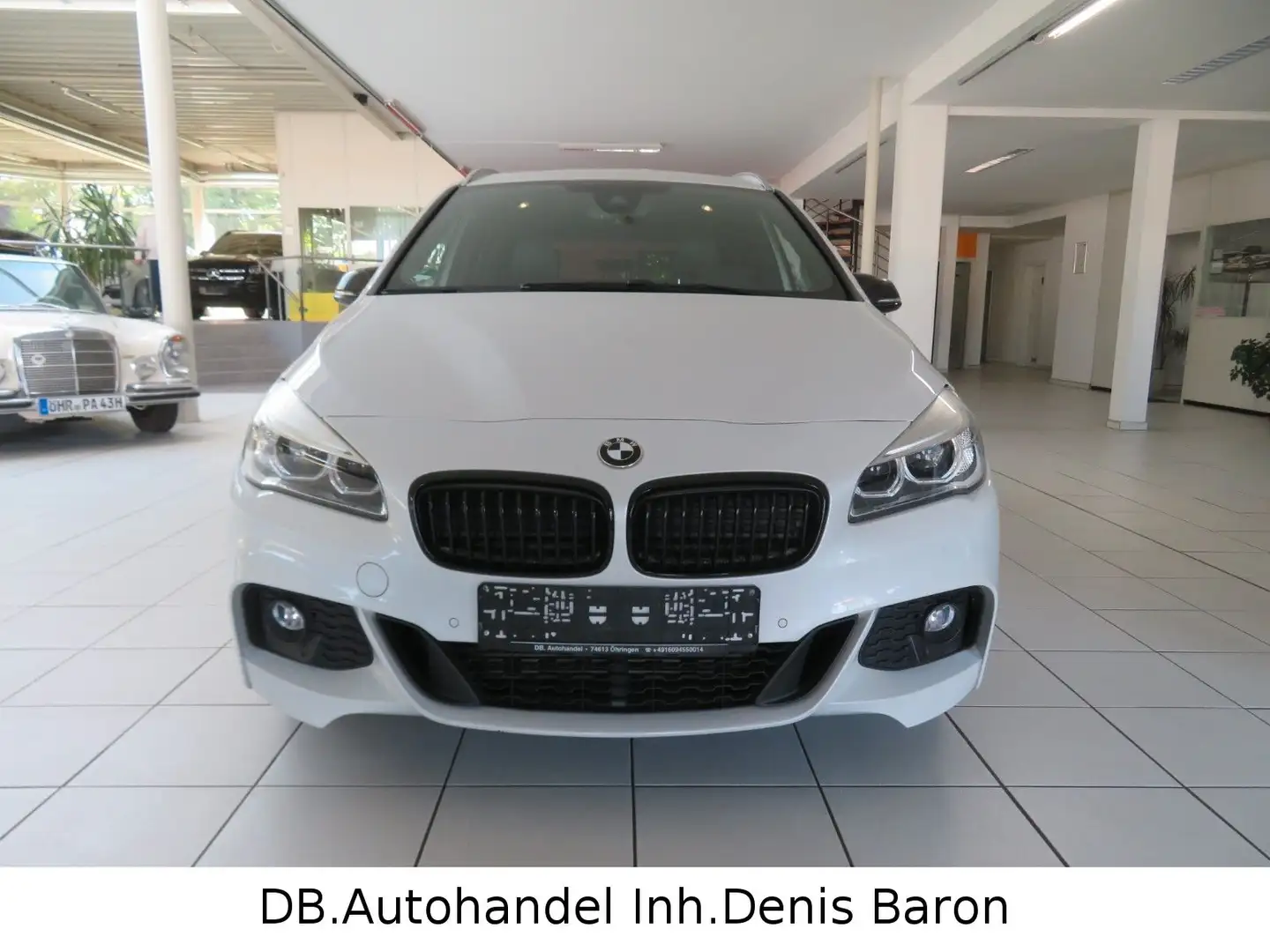 BMW 220 220d GT xD M Sport Navi-Prof Leder HUD Pano LED Weiß - 2
