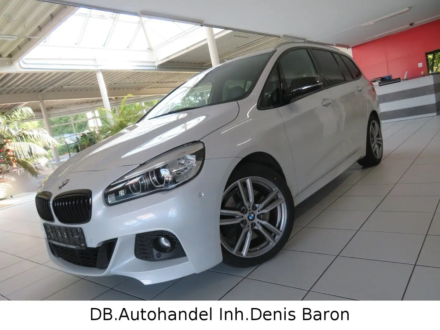 BMW 220 220d GT xD M Sport Navi-Prof Leder HUD Pano LED Weiß - 1