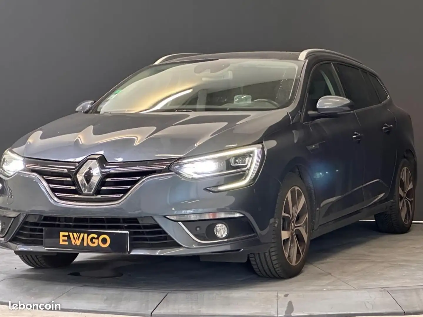 Renault Megane Mégane ESTATE 1.2 TCE 130ch ENERGY INTENS EDC BVA Grau - 1