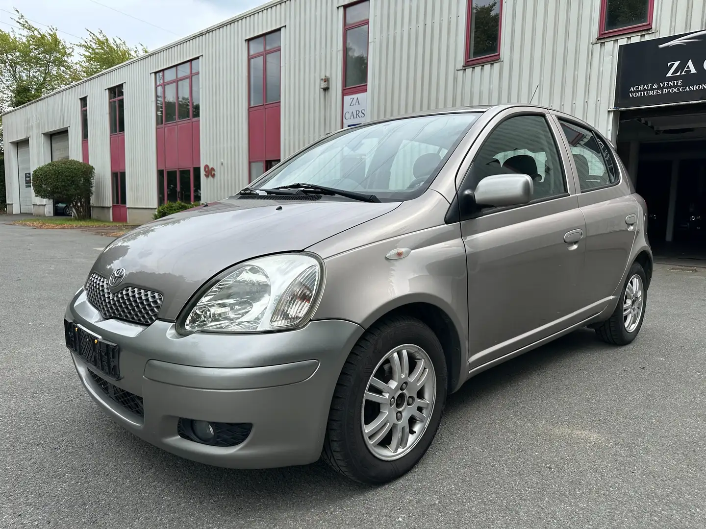 Toyota Yaris Yaris 1.3i VVT-i 16v Linea Sol - 1