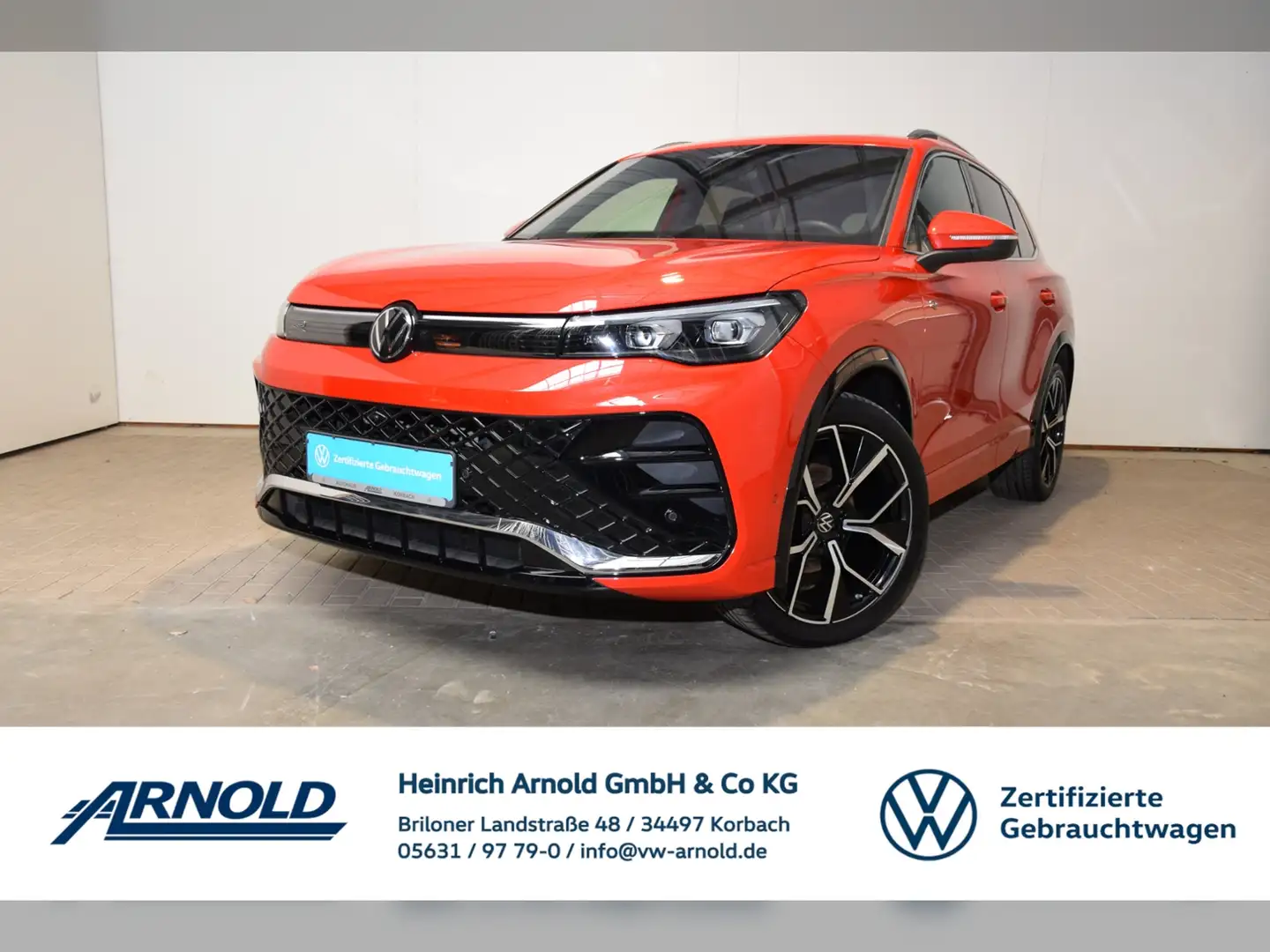 Volkswagen Tiguan R-Line eTSI OPF DSG AHK - Navi Pro - Panodach - S Roşu - 1