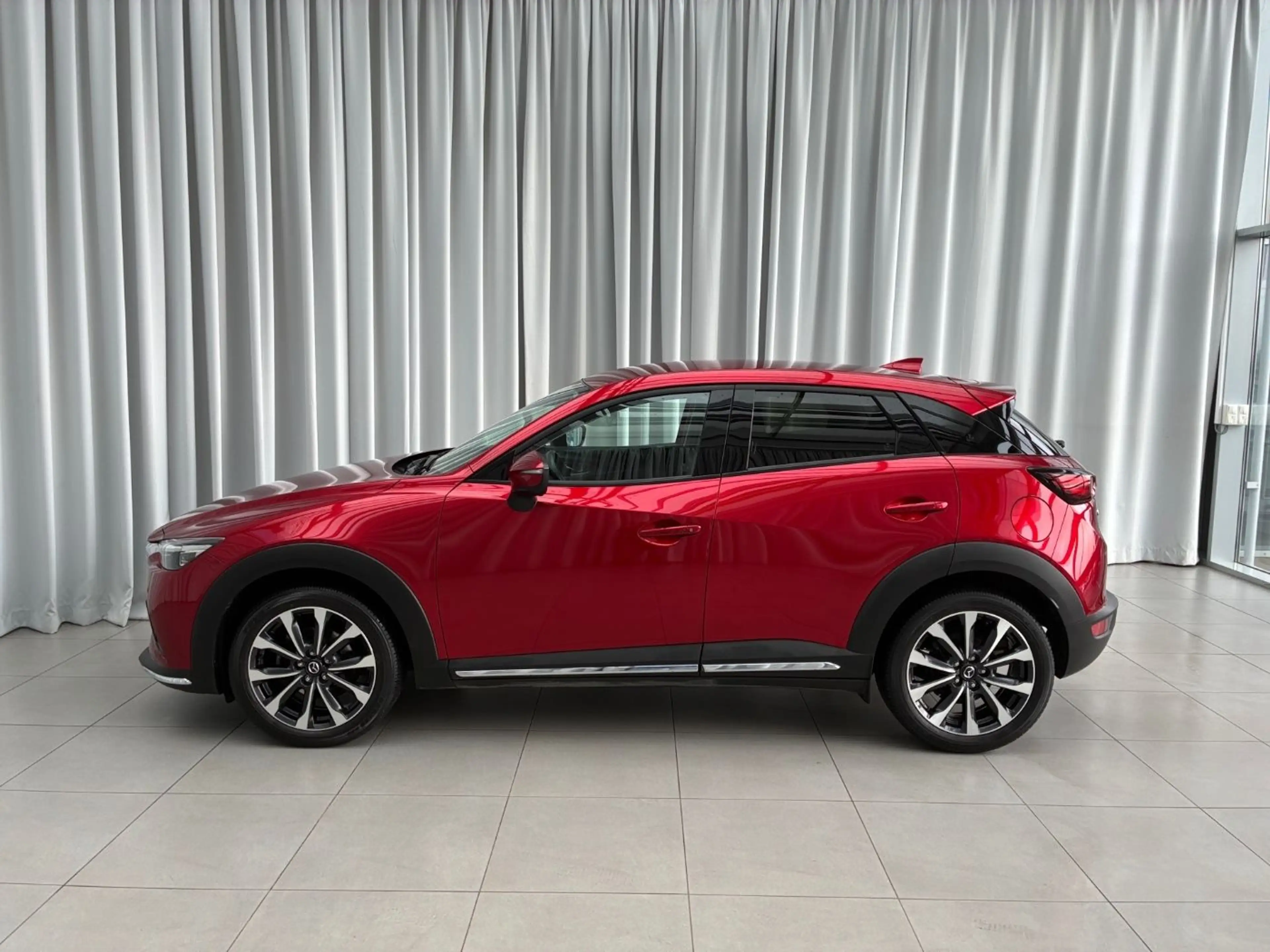 Mazda CX-3 G121 REVOLUTION — photo 7