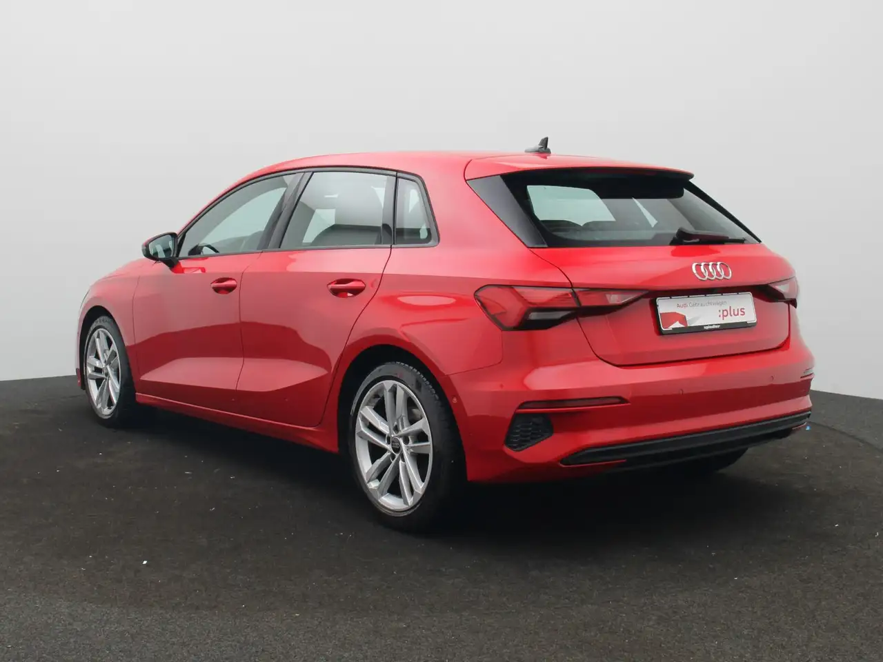 Audi A3 S-Line 35 TFSI S-tronic / AHK, RFK 5