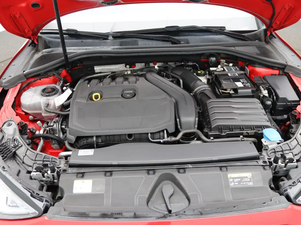 Audi A3 S-Line 35 TFSI S-tronic / AHK, RFK 18