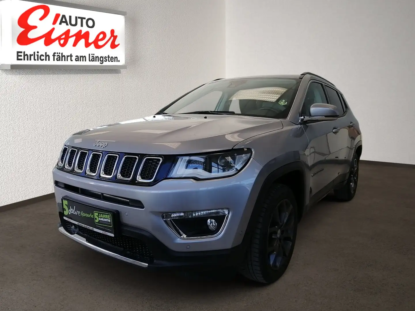Jeep Compass 1.4 AWD Limited BIG DEAL Grau - 2