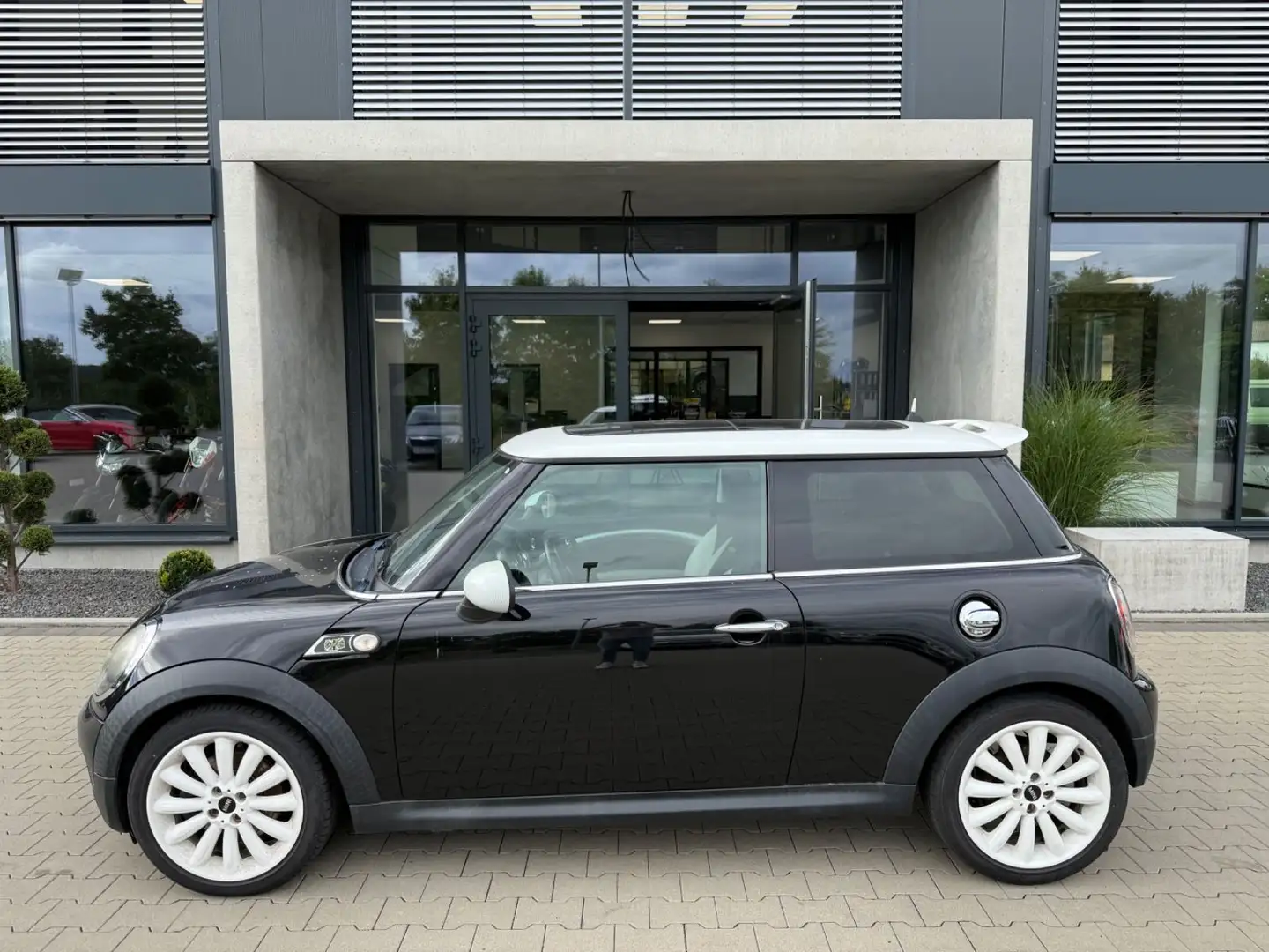 MINI Cooper S (R56) 50 CAMDEN / Motorschaden!!! Schwarz - 2